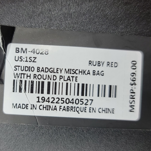 Badgley Mischka QUILTED HANDBAG W/CIRCLE BM LOGO - Picture 8 of 8